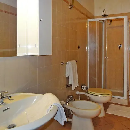 Holiday Ito051003 Dyf Apartamento Montespertoli